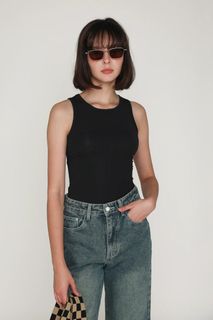 (Category: ) located in . Submitted by clearhercloset (Listing ID 1406363545, Image 1). Description: .