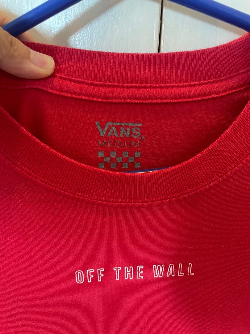 Vans Off The Wall Red T-Shirt Medium (Category: Tshirts & Polo Shirts ) located in Las Pinas. Submitted by bmtl_ (Listing ID 1406306150, Image 2). Description: - Vans red t-shirt - Size: Medium - Features "Off The Wall" logo - Crew neck, short sleeves - Large Vans logo with checkerboard design on the back RFS: Decluttering, doesnt fit anymore.