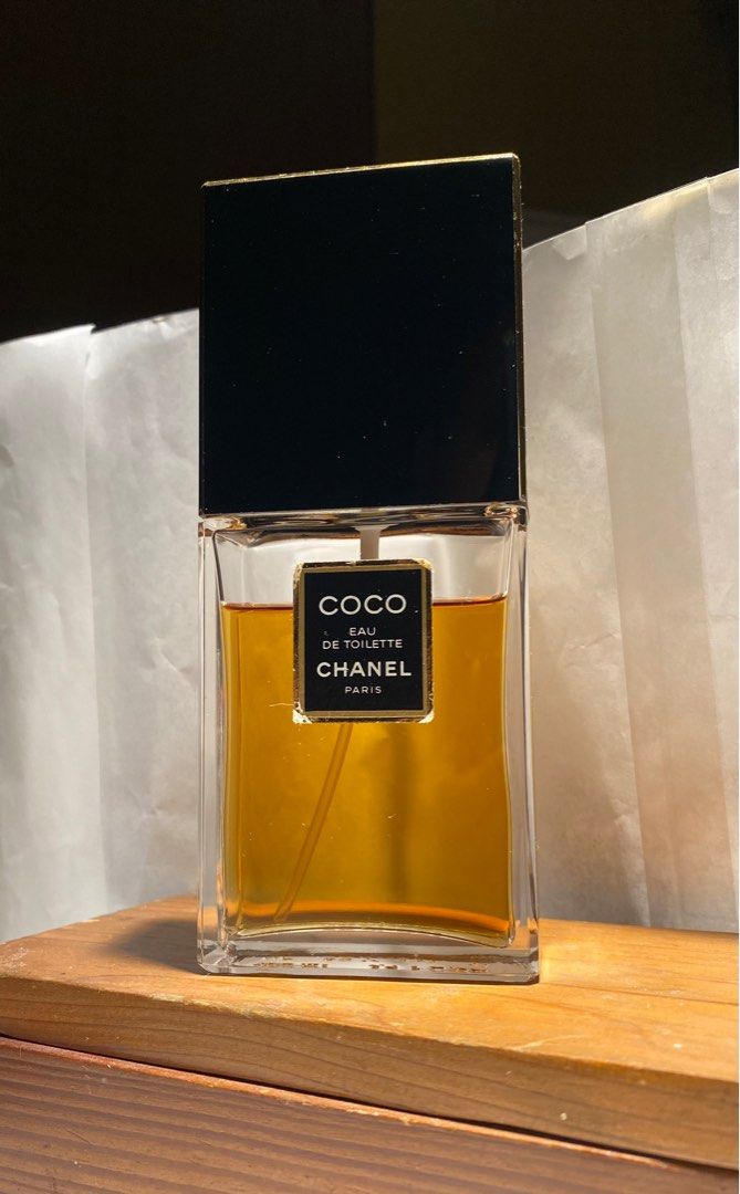 VINTAGE Chanel Coco Eau de Toilette 100ml (Category: Fragrance & Deodorants) located in Plaridel. Submitted by marcgaba (Listing ID 1406455109, Image 1). Description: VINTAGE Authentic Chanel Coco Eau de Toilette 100ml bottle, no box Approximately 80% volume remaining Batch code: 2905 For sure old: see pic of bottom of the bottle, and the gold on the edges of the cap. Note also that there’s no Chanel logo at the top surface of the cap Excellent j