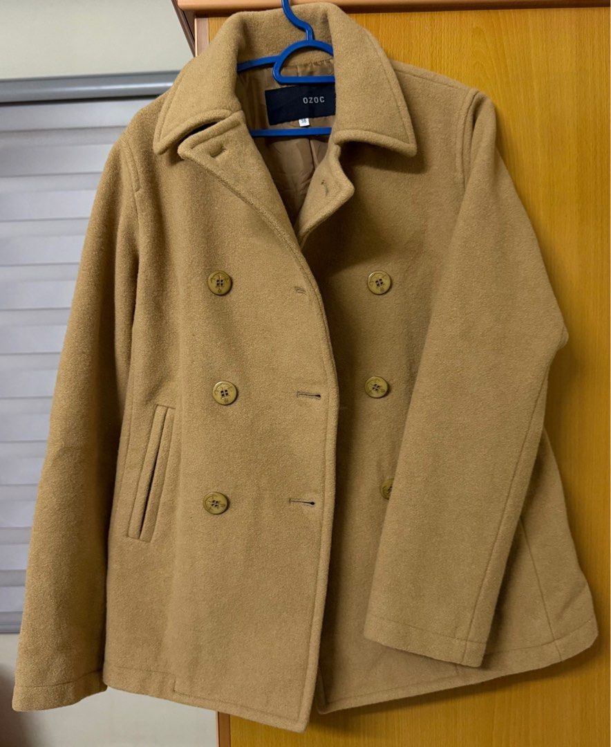Winter Jacket (Category: Coats, Jackets and Outerwear) located in Alor Setar. Submitted by reelooveed (Listing ID 1406407877, Image 1). Description: .
