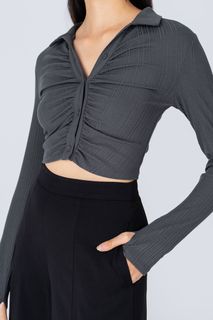 (Category: ) located in . Submitted by clearhercloset (Listing ID 1406361891, Image 1). Description: .