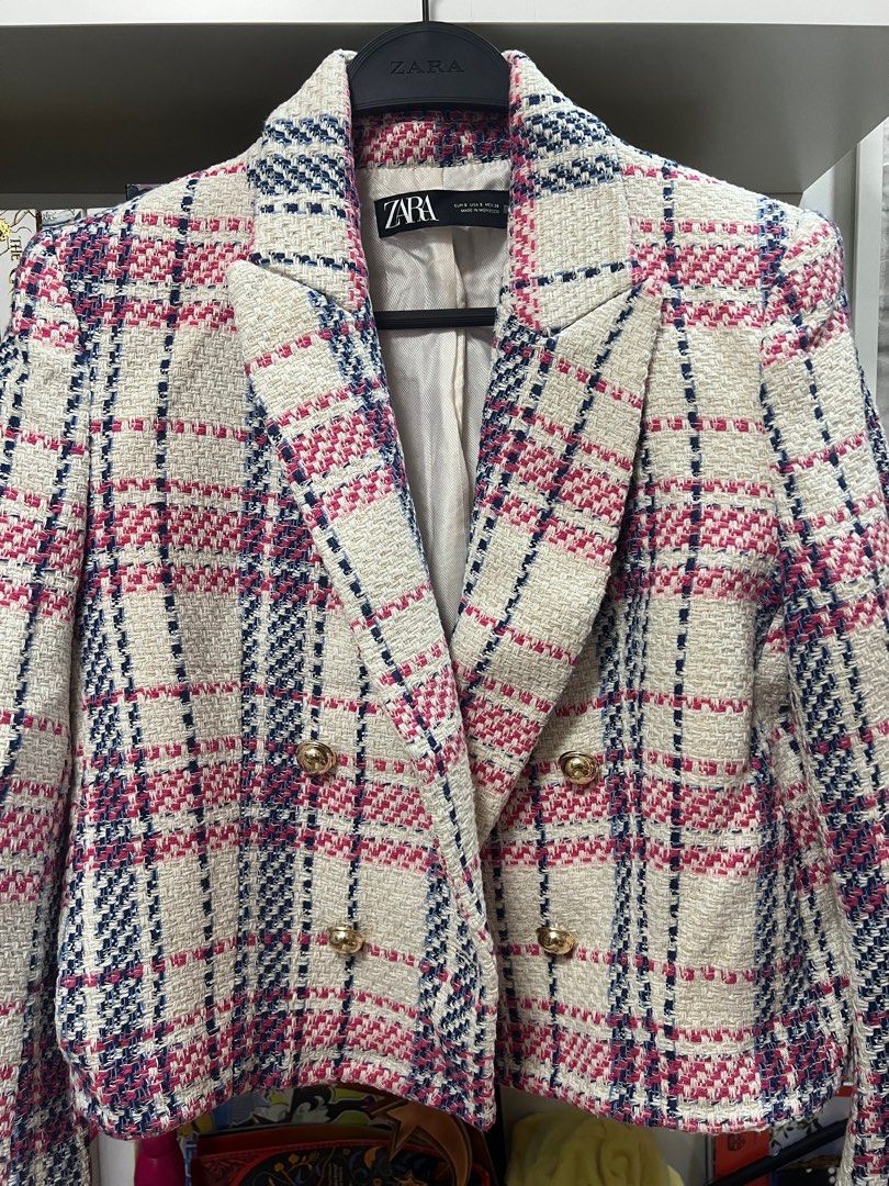 Zara Plaid Tweed Blazer (Category: Coats, Jackets and Outerwear) located in Cainta. Submitted by chainm (Listing ID 1406310385, Image 2). Description: Small to medium .