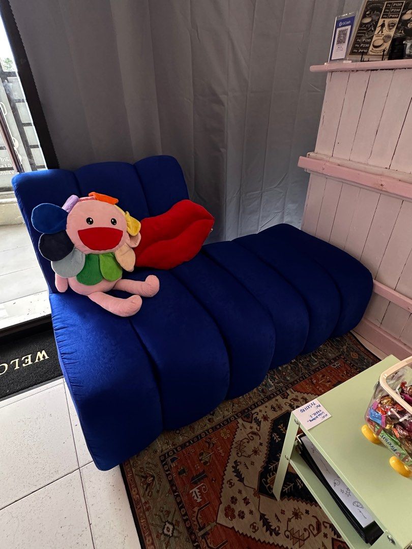 1 Seater 1 ottoman sofa (Category: Sofas) located in Manila. Submitted by rainbowne77769 (Listing ID 1406535507, Image 1). Description: - 1 Seater 1 Ottoman - Banana Couch Style - Royal Blue Velvet -Preowned -Price Slightly Nego.