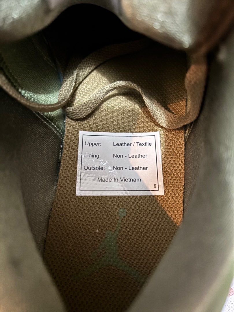 Air Jordan 1 Low SE Brown Kelp & Sky J Light Olive (Category: Sneakers) located in Rosario. Submitted by lovedtwiceph (Listing ID 1406572425, Image 2). Description: Women’s Air Jordan 1 Low SE Color way: Brown Kelp & Sky J Light Olive Size: US 6.5 | UK 4 | EUR 37.5.