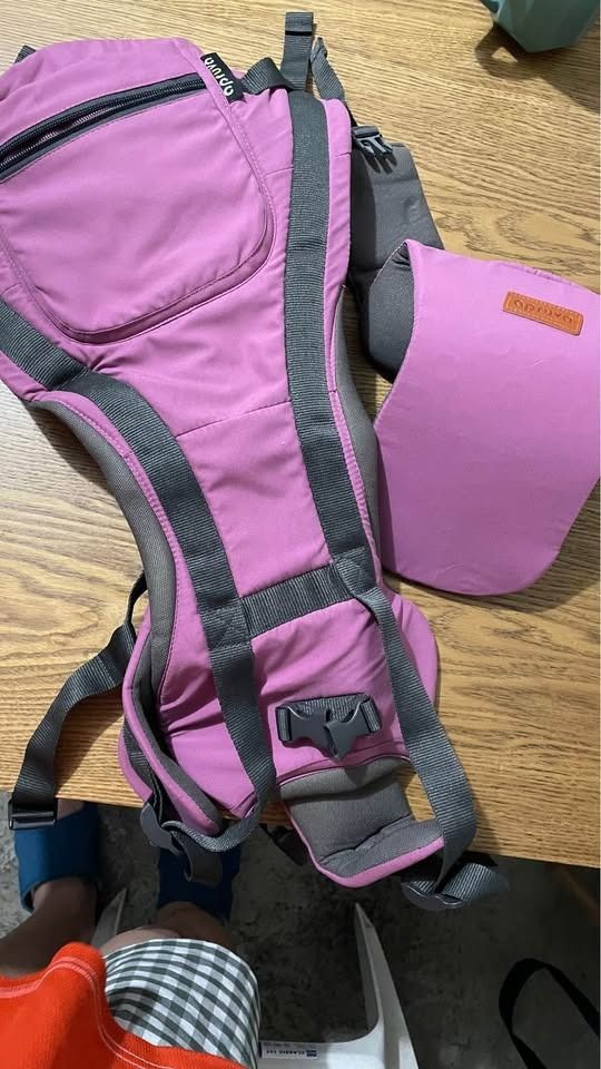Apruva Baby Carrier (Category: Carriers & Slings) located in Marikina City. Submitted by happyboopph (Listing ID 1406494511, Image 2). Description: - Pink Mango baby carrier - Adjustable straps for a custom fit - Multiple buckles for security - Features a small front pocket - Designed with padding for baby's comfort - Sturdy and ready for use.