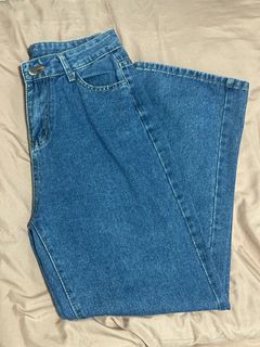 (Category: ) located in . Submitted by chaolongshops (Listing ID 1406593286, Image 1). Description: .