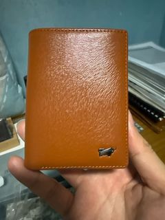 (Category: ) located in . Submitted by weijian80 (Listing ID 1406583048, Image 1). Description: .