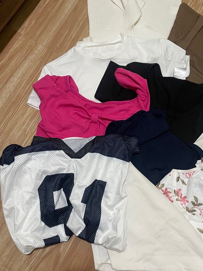 BUNDLE 11PCS Assorted Tops (Category: Others Tops) located in Quezon. Submitted by khydeclutterz (Listing ID 1406528784, Image 2). Description: - Tops Bundle - Mostly size M - Some are only used once - One skort size M 27-29 - Mixed brands, mostly shein Still negotiable RFS: Decluttering LOC: Quezon Province .