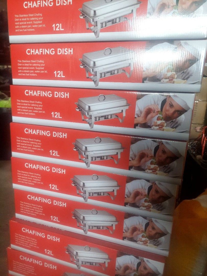 Chafing dish 12L (Category: Food Organization & Storage) located in Manila. Submitted by lyfrancois14 (Listing ID 1406524113, Image 2). Description: single compartment 1100 double compartment 1200.