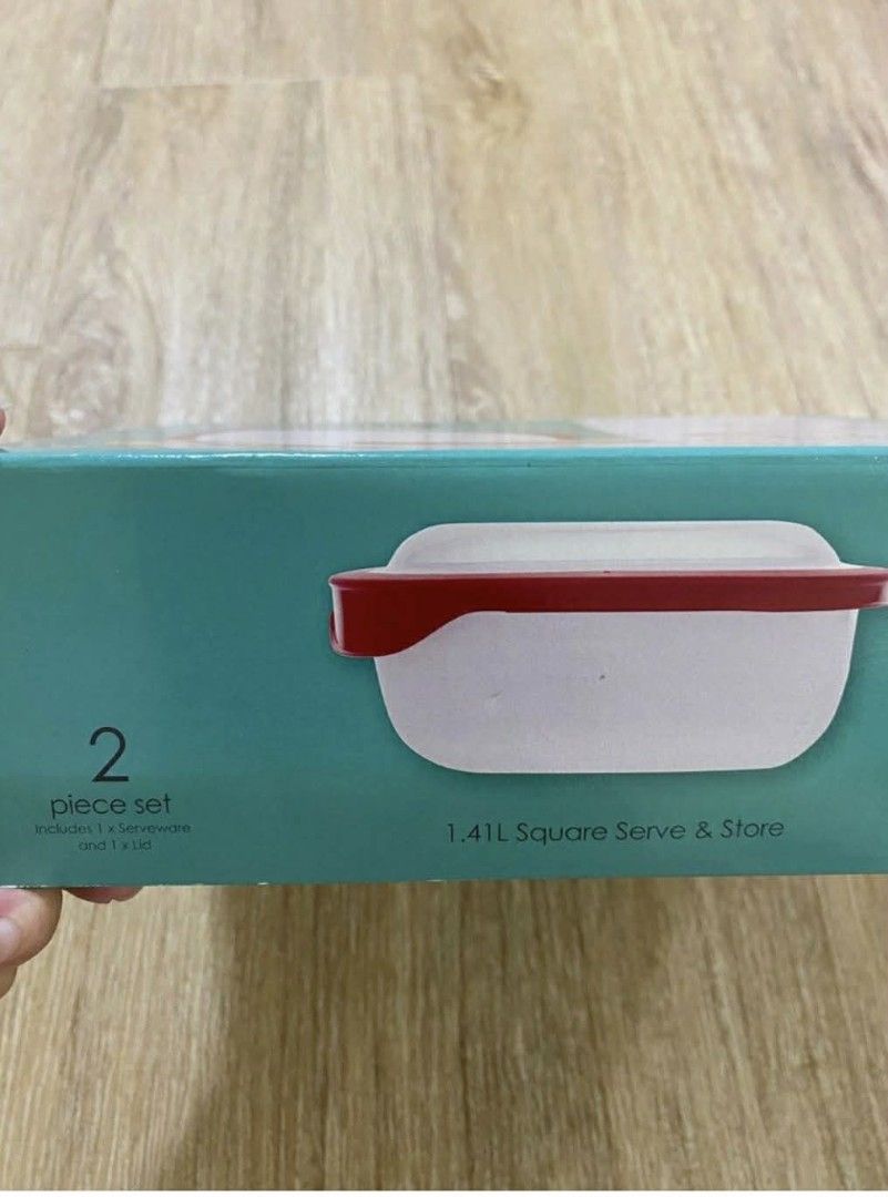 Authentic Corelle Snapware Winter Frost White 2-Piece Set (Category: Dinnerware & Cutlery) located in Manila. Submitted by sterling_grace (Listing ID 1406487048, Image 3). Description: Corelle Snapware Winter Frost White 2-piece set. Includes a 1.4L square serve and store container with a red-rimmed lid. The container is made of 3-layer laminated glass. The set is designed for versatile and beautiful transitions from serving to storing. The conta