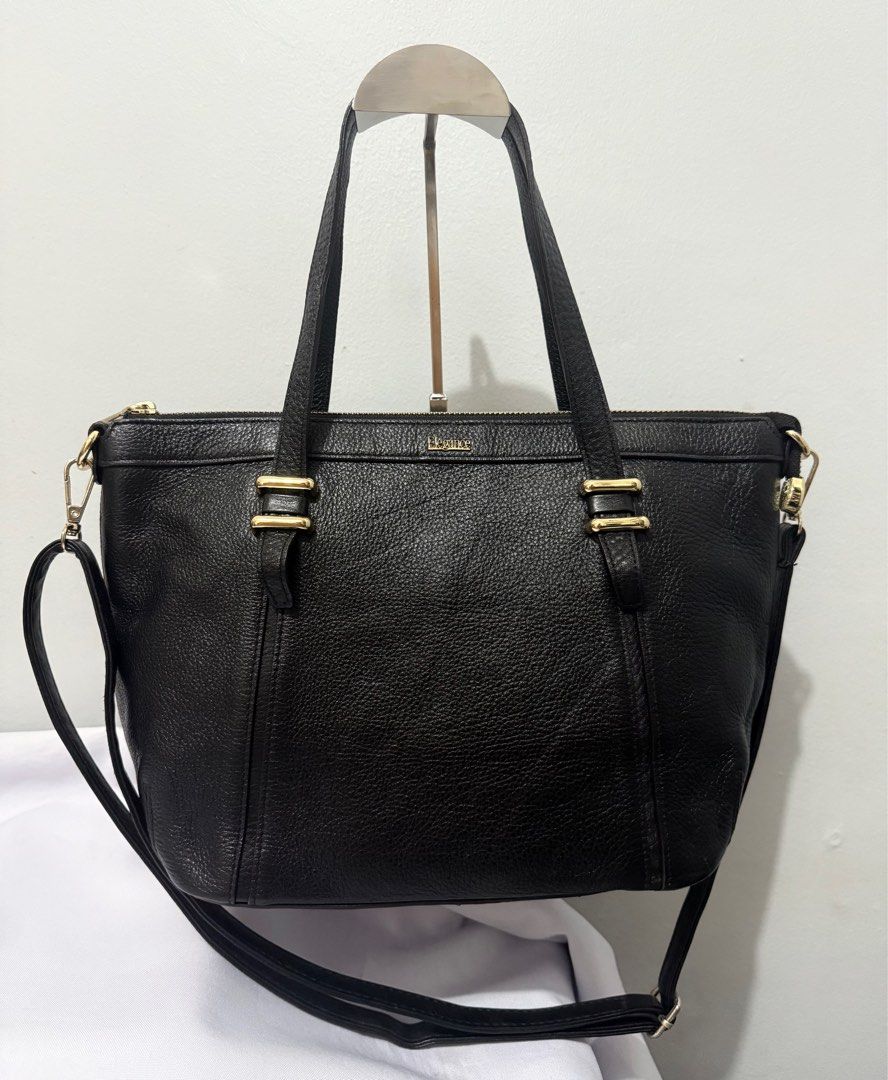 Elegance Paris Black Label Two-way leather Bag (Category: Luxury Bags & Wallets) located in Davao. Submitted by rebaggedph (Listing ID 1406511973, Image 1). Description: Elegance Paris Black Label Leather Tote A refined and classic everyday bag designed with clean lines, pebbled leather, and gold hardware. From the brand’s premium Black Label line, this piece features upgraded materials, a structured silhouette, and quiet-luxury styling. Perfect 