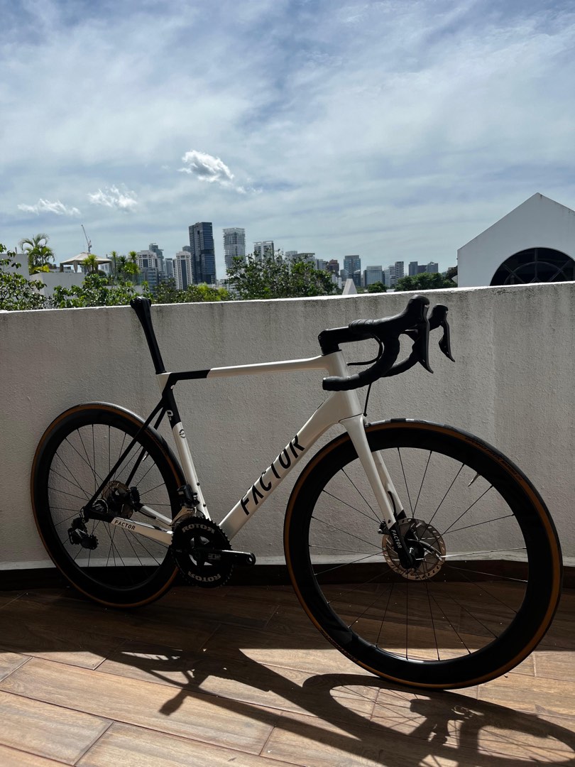 Factor O2 gen 2 full bike, Sports Equipment, Bicycles & Parts, Bicycles ...