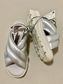 (Category: ) located in . Submitted by havaiamanda (Listing ID 1406529626, Image 1). Description: .