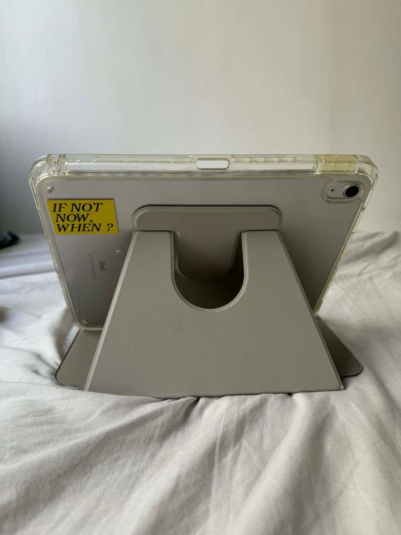 iPad 10 (Category: iPad) located in Pasig City. Submitted by thegoodfind.ph (Listing ID 1406611688, Image 3). Description: FOR SALE: ✨ iPad 10th Gen (Wi-Fi, 256GB, Silver) — Good as New! ✨ Selling my iPad 10th Generation Wi-Fi 256GB in Silver. Bought January this year, still covered by Apple warranty until January 2026. Used only a few times — good condition, no dents or scratches. What’s included: • Original box and unused charger & cable • Temp