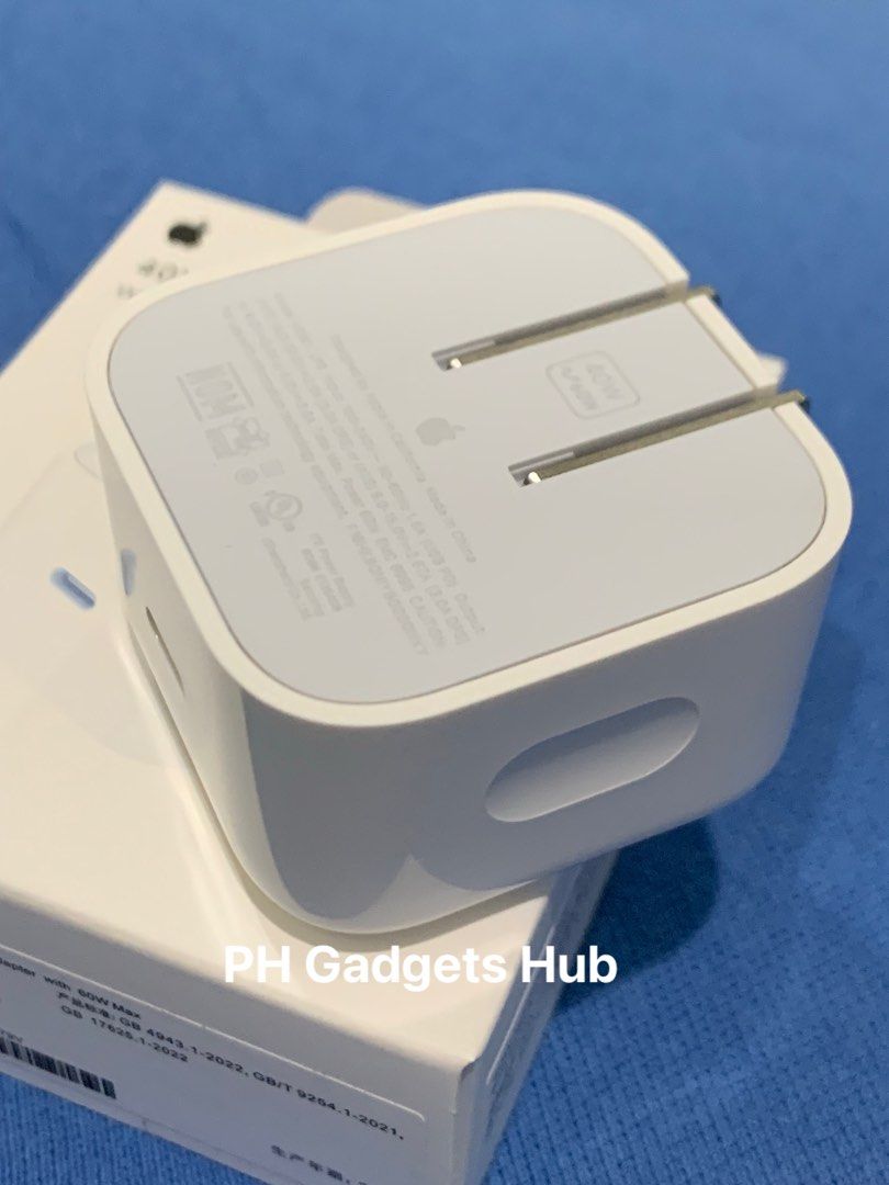 iPhone Original Adapter Charger 40W for iPhone 15 16 17 Pro Max (Category: Chargers & Cables) located in San Juan City. Submitted by ph_gadgets_hub (Listing ID 1406587232, Image 1). Description: 💯% 40W Apple iPhone Power Adapter😍 💯% Data sync supported 💯% MFI Certified 💯% Brand new WE ARE STILL ON SALE ❗️❗️❗️ ₱1,200 Original Apple 40W Dynamic Power Adapter with 60W Max Brand new sealed Compatible to all ios iPhone15,16,17Pro Max❤️ RECOMMEND�