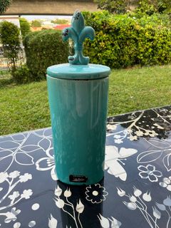 (Category: ) located in . Submitted by jeevesnwooster (Listing ID 1406515651, Image 1). Description: .