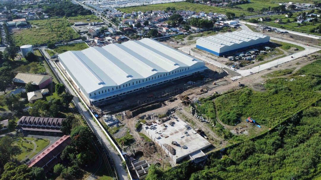Mabalacat Pampanga Warehouse for Rent (Category: Commercial) located in Taguig. Submitted by realestateventureswithlean (Listing ID 1406615273, Image 3). Description: For Rent 📍Mabalacat Logistics Center, Pampanga Warehouse for lease, land lease, or built-to-fit arrangement Phase 1 consists of 11.6 hectares with complete land development by Q2 2024. With modern warehouses spanning 6,000 square meters gross leasable area 1000 sqm per warehouse To