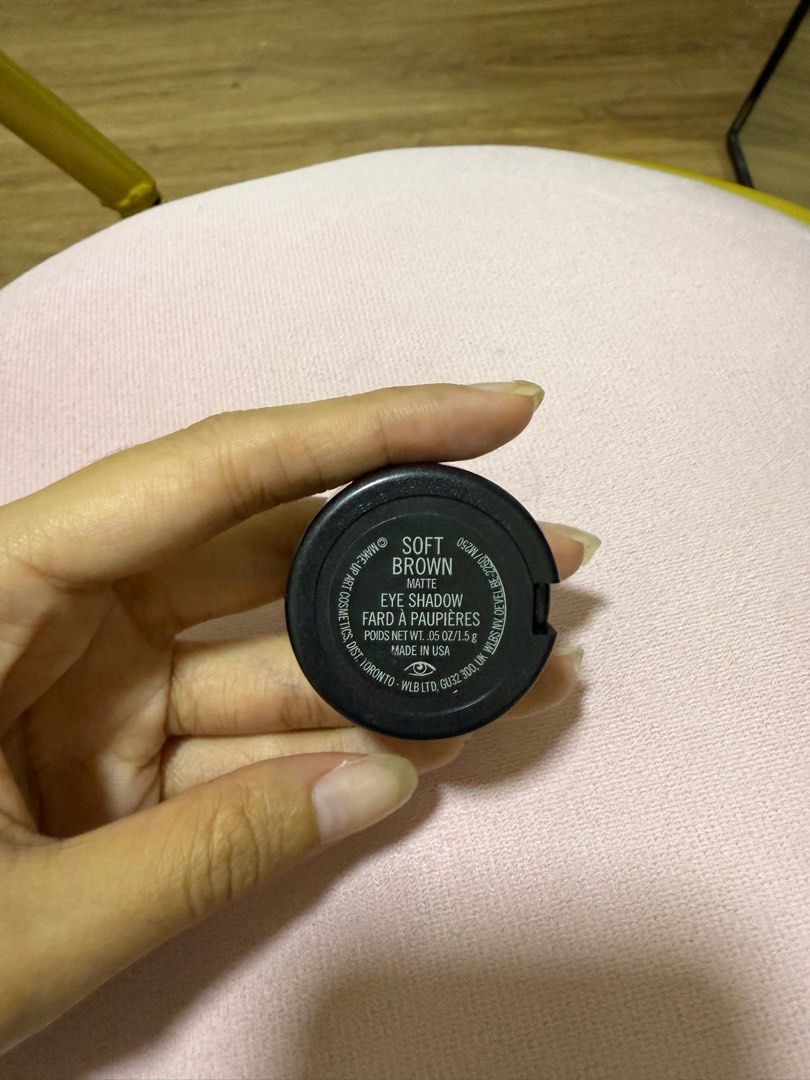 MAC Powder Kiss Soft Matte Eyeshadow - Soft Brown (Category: Makeup) located in Pasig City. Submitted by prelovederis (Listing ID 1406636693, Image 3). Description: - MAC Powder Kiss Soft Matte Eyeshadow - Soft Brown Shade -Barely used, swatched only -Original Price: ₱1,750 in store Barely used, only swatched Pick up only either lalamove or move it Will ship from Ortigas, Pasig .