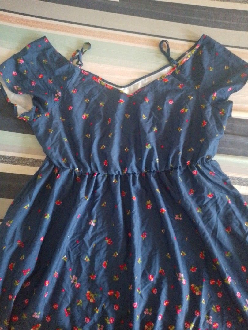 Plus Size Dress (3xl) (Category: Dresses) located in Cavite. Submitted by levidage (Listing ID 1406516246, Image 1). Description: 💖 used once only 💖 rfs: decluttering; too many dresses 💖 price is fixed; no more haggling pls ~ payment and shipping method ~ ✅ Payment through Maya or Gcash ✅ Shipping through LBC, J&T, or Lalamove .