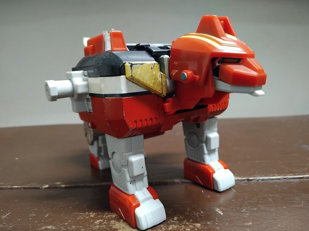 Power Rangers Lost Galaxy Megazord (Category: Action & Battle Toys) located in San Fernando. Submitted by imlikeabird (Listing ID 1406592272, Image 3). Description: - Power Rangers Wild Force Megazord! - Combines animal-themed components: cat, dog, lion, bird, and a robot component. - Features multiple points of articulation. - Made of durable plastic. - Includes metallic paint details..