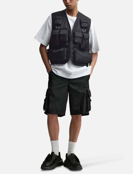 Prada SS24 Re-Nylon Vest (Category: Vests) located in Valenzuela. Submitted by telagram (Listing ID 1406550605, Image 1). Description: .