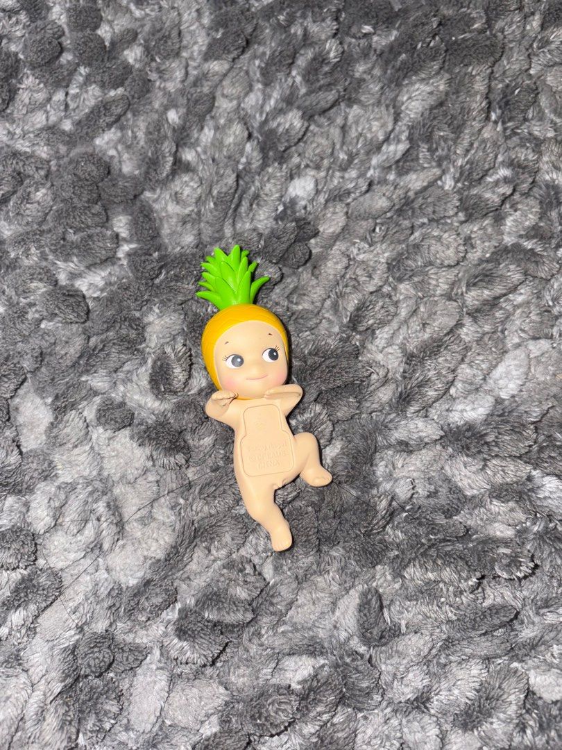 Sonny Angel Pineapple Hipper (Category: Designer & Blind Box Toys) located in Quezon City. Submitted by sofiaflorenzo (Listing ID 1406474181, Image 1). Description: AUTHENTIC No longer comes with packaging and sticky tape (but can provide) .