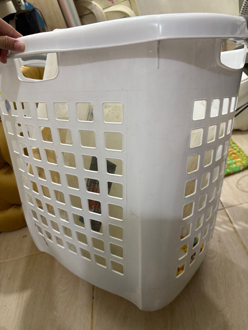 S&R Laundry Basket (Category: Storage Boxes & Baskets) located in Mandaluyong City. Submitted by shopwithjuu (Listing ID 1406563744, Image 2). Description: Sturdy and Wide. Bought each at 1k+ selling for only 650 each I have 2 pcs on hand Delivery only via lalamove/grab Or I have riders who can deliver we can check whichever has a lower rate. .