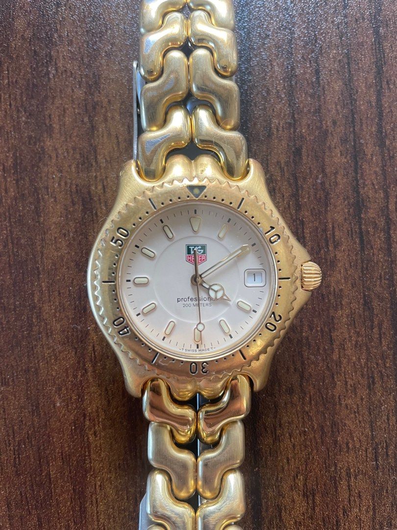 Tag heuer professional cream 40mm (Category: Luxury Watches) located in Taguig. Submitted by jcfeleo (Listing ID 1406477755, Image 1). Description: RN: WG1130-0 Case size: 40mm Cream dial Quartz Watch only (no box).