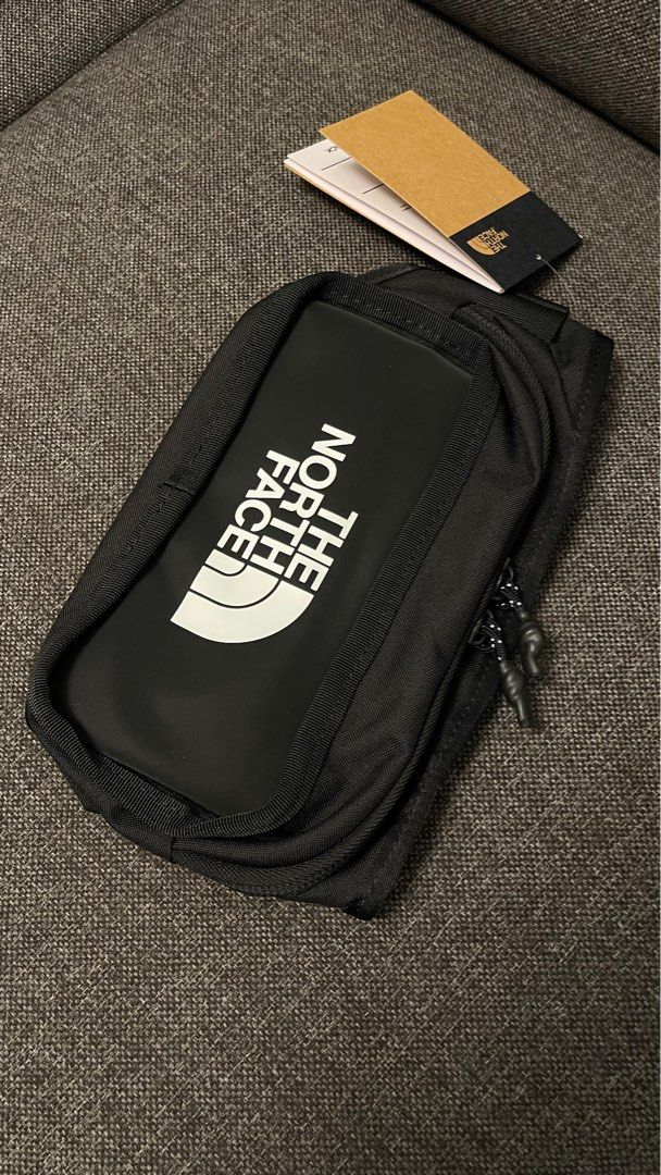THe North Face Hip Pack (Category: Sling Bags) located in Quezon City. Submitted by christopherkirk (Listing ID 1406492877, Image 3). Description: brand new 3850 each qc area.