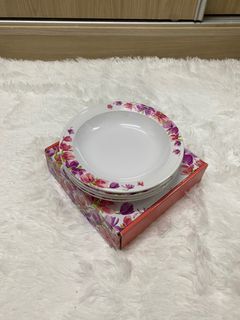 (Category: ) located in . Submitted by nursarahai66259 (Listing ID 1406570740, Image 1). Description: .