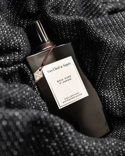 (Category: ) located in . Submitted by neomieperfumeshop (Listing ID 1406551410, Image 1). Description: .