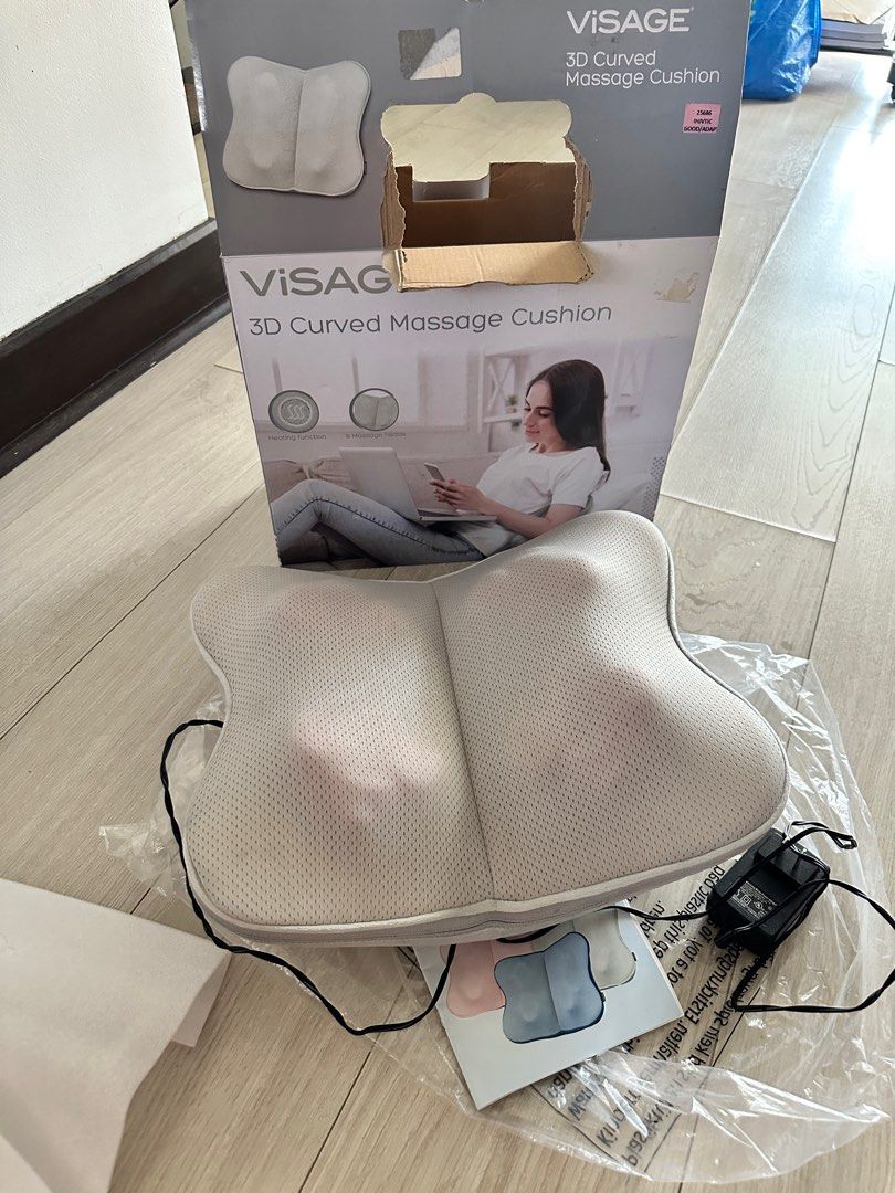 Visage 3D Curved Massage Cushion (Category: Massage Devices) located in Taguig. Submitted by heytreasure (Listing ID 1406466568, Image 2). Description: Visage 3D Curved Shiatsu Massage Cushion — ₱1,200 Only Brand new unit. Box is old and damaged. See photos for condition. This is the Visage massage cushion (Aldi Australia brand). ⭐ Condition • Unit is brand new / never used • Box is very old and ripped (cosmetic only — see photos) • Tested for fu