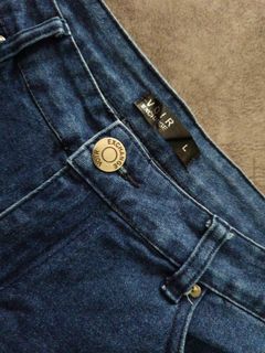 (Category: ) located in . Submitted by ashifa_preloved (Listing ID 1406540271, Image 1). Description: .