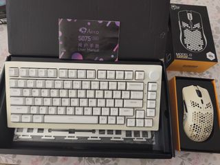 （分類：）位於 。 由 buffalo88 提交（商品編號 1406711743，圖片 1）。簡介： 。