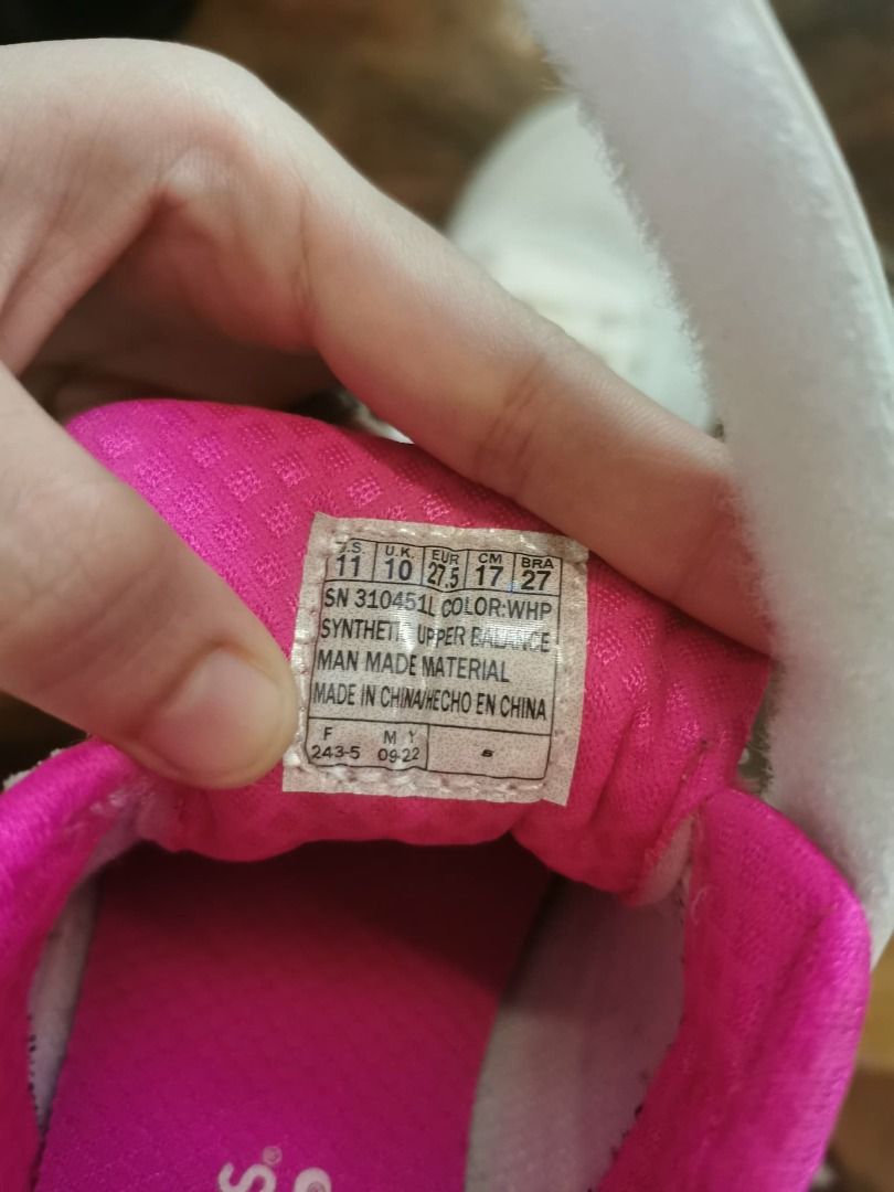 Authentic Skechers Kid Air-Cooled Memory Foam (Category: Babies & Kids Fashion) located in Santa Rosa. Submitted by setfree (Listing ID 1406701308, Image 3). Description: Like brand new condition F 24 months 3-5 years on tag US 11 UK 10 EUR 27.5 CM 17 BRA 27 RFS: moving abroad 1200 + J&T Shipping Santa Rosa, Nueva Ecija .