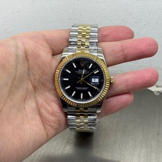 (Category: ) located in . Submitted by watch_kingdom (Listing ID 1406729855, Image 1). Description: .