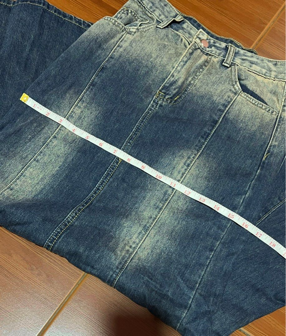 Denim Mermaid Skirt (Category: Skirts) located in Tuguegarao City. Submitted by aimurmere (Listing ID 1406715082, Image 3). Description: Denim mermaid skirt - Faded wash - Not stretchable Can fit S-M Waist (laid flat): 13.5 Length: 36 in Reminder: these is preloved, i got it from an ig shop, but rest assured it is in good condition (see photos). Colors may vary due to lighting. Fixed price. J&T delivery. GCash only..