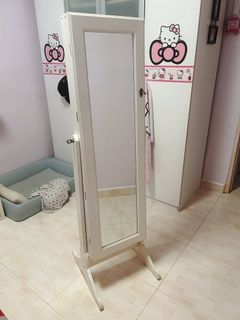 (Category: ) located in . Submitted by mjpink (Listing ID 1406708026, Image 1). Description: .