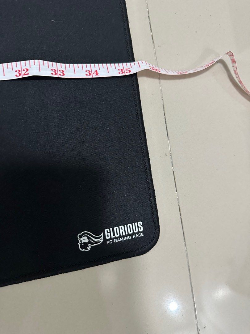 Glorious XL Mousepad Speed/Smooth (Category: Mouse & Mousepads) located in Makati City. Submitted by jesseboi31 (Listing ID 1406732999, Image 2). Description: Preloved Glorious Black Long Mousepad Dimension: 27x89cm rfs: decluttering loc: Sampaloc, Manila.