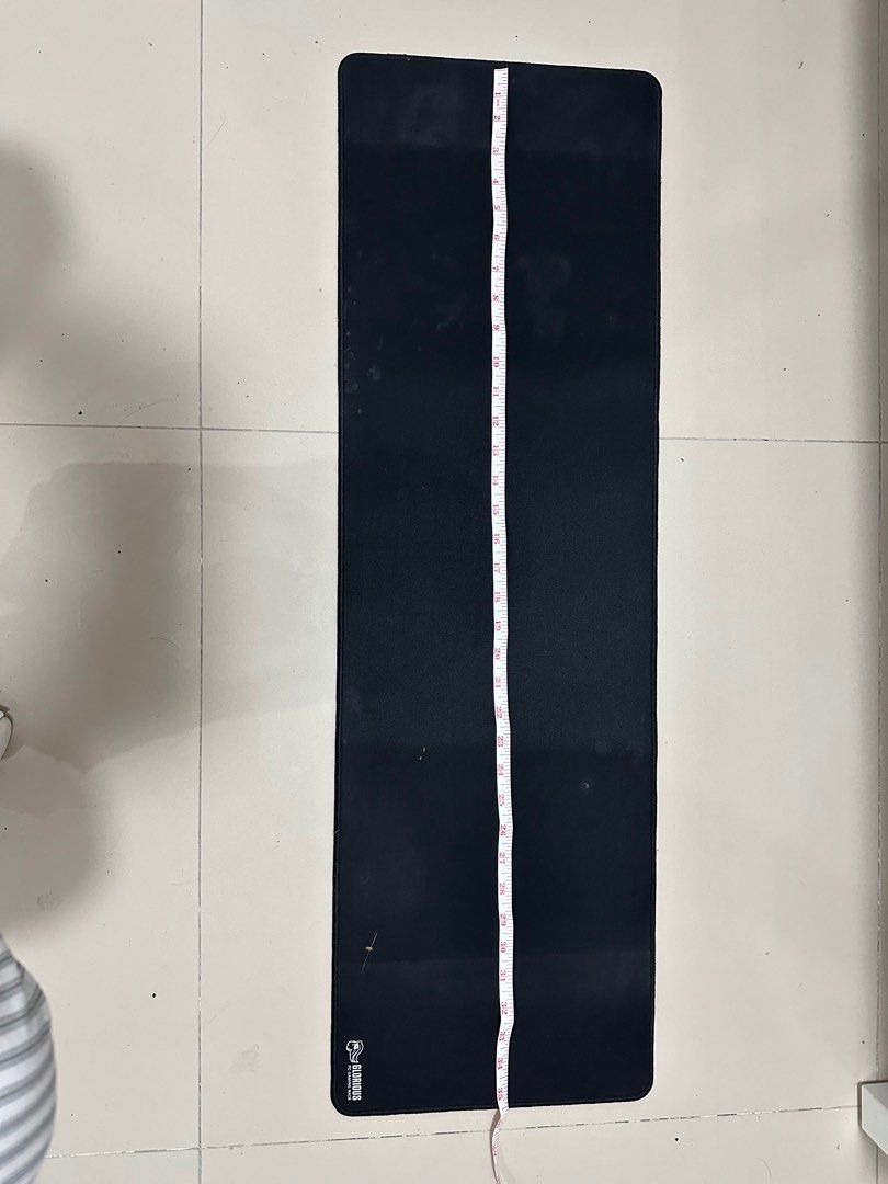Glorious XL Mousepad Speed/Smooth (Category: Mouse & Mousepads) located in Makati City. Submitted by jesseboi31 (Listing ID 1406732999, Image 1). Description: Preloved Glorious Black Long Mousepad Dimension: 27x89cm rfs: decluttering loc: Sampaloc, Manila.