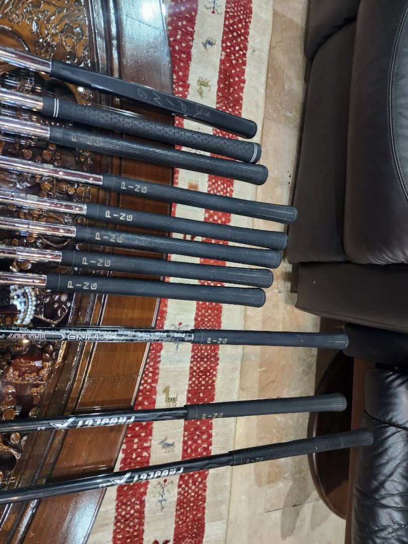 Golf Ping i20 (Category: Golf) located in Paranaque City. Submitted by manilagolfmarket (Listing ID 1406770851, Image 3). Description: For Sale Ping i20 golf set. *Ping i20 NS Pro R flex steel shaft. *Ping i20 3 wood 15° R flex *Ping i20 5 wood 18° R flex project x shaft. *Ping i20 9.5° project X driver *Ping semi mallet putter. Bag included for only 45.8k pick up Bf Paranaque free shipping within MM..