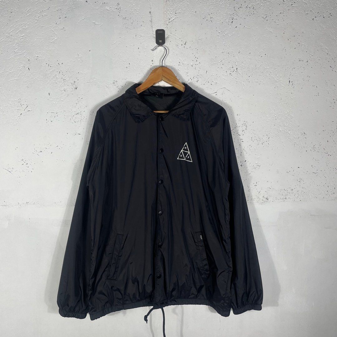 HUF WORLDWIDE - Essentials Triple Triangle Coaches Jacket (Category: Coats, Jackets and Outerwear) located in San Fernando. Submitted by lilhustler_ph (Listing ID 1406733652, Image 3). Description: HUF WORLDWIDE - Essentials Triple Triangle Coaches Jacket - •Size: Large •Length: 29 •Width: 23.5 •Color rate: 10/10 •Condition: Excellent - Mine: 1800 .