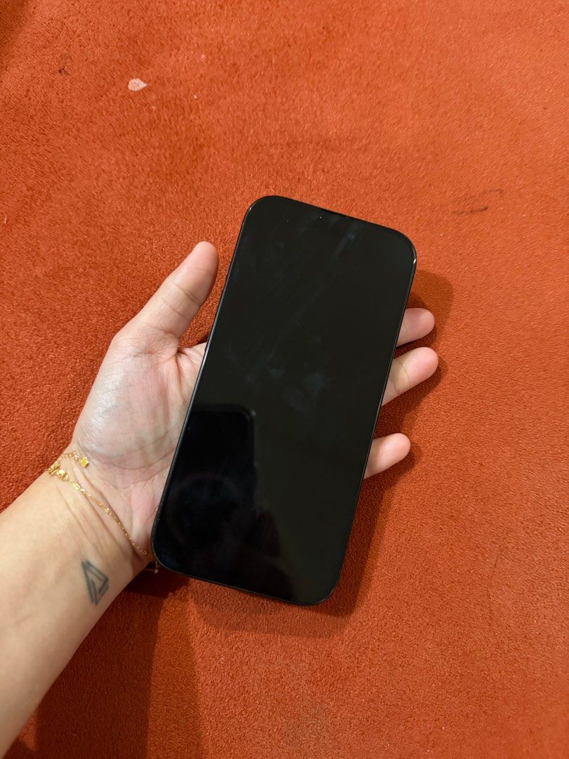 Iphone 16 pro 256 gb (Category: iPhone 16 Series) located in Bulacan. Submitted by goodiesbygiaan (Listing ID 1406644786, Image 3). Description: Iphone 16 pro 256 gb FU WARRANTY UNTIL JANUARY 2026 88% bh 791 cc No scratch No issue Rfs: upgraded to new phone / extra phone only. .