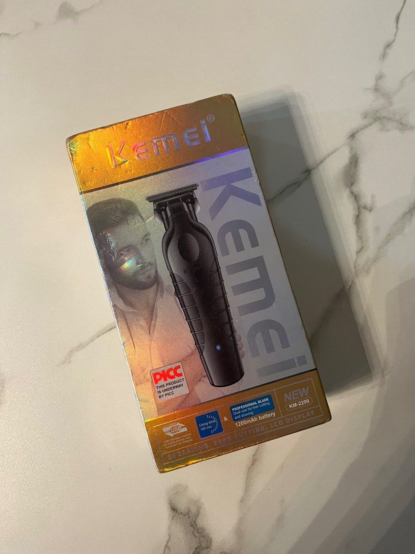 Kemei Hair Clipper (Category: Men's Grooming) located in Manila. Submitted by jenmadamba51150 (Listing ID 1406665101, Image 1). Description: Kemei Hair Clipper.
