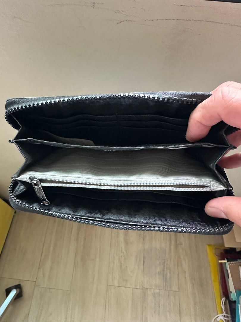 KIPLING (Category: Wallets & Card Holders) located in Singapore. Submitted by angro (Listing ID 1406704824, Image 3). Description: Bought and never use. Selling at original condition. See to appreciate Self collection ...