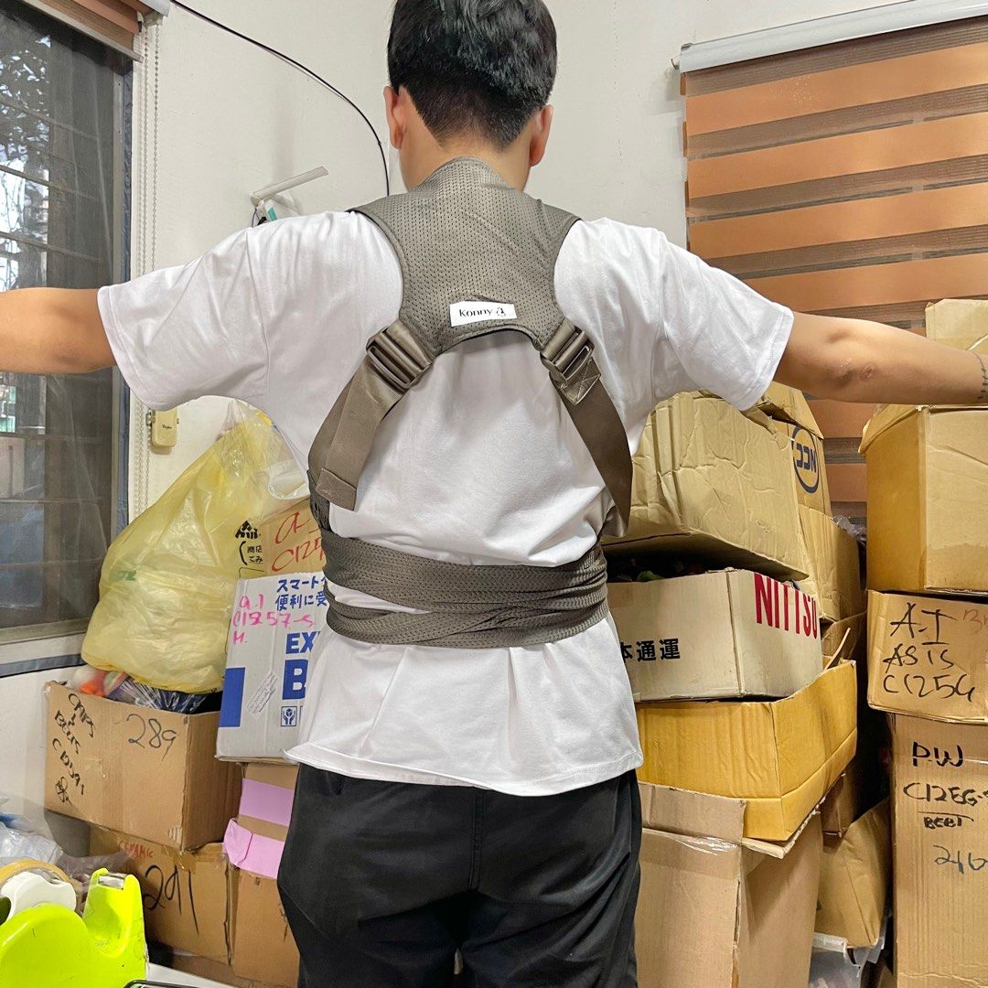 Konny Baby Carrier (Category: Carriers & Slings) located in Pasig City. Submitted by thingsandknickknacks (Listing ID 1406785469, Image 3). Description: .