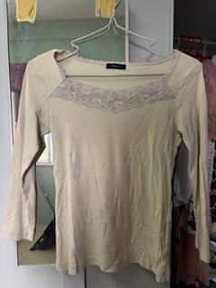 (Category: ) located in . Submitted by opheliapreloved1 (Listing ID 1406708480, Image 1). Description: .