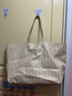 (Category: ) located in . Submitted by baileyrafa27 (Listing ID 1406792837, Image 1). Description: .