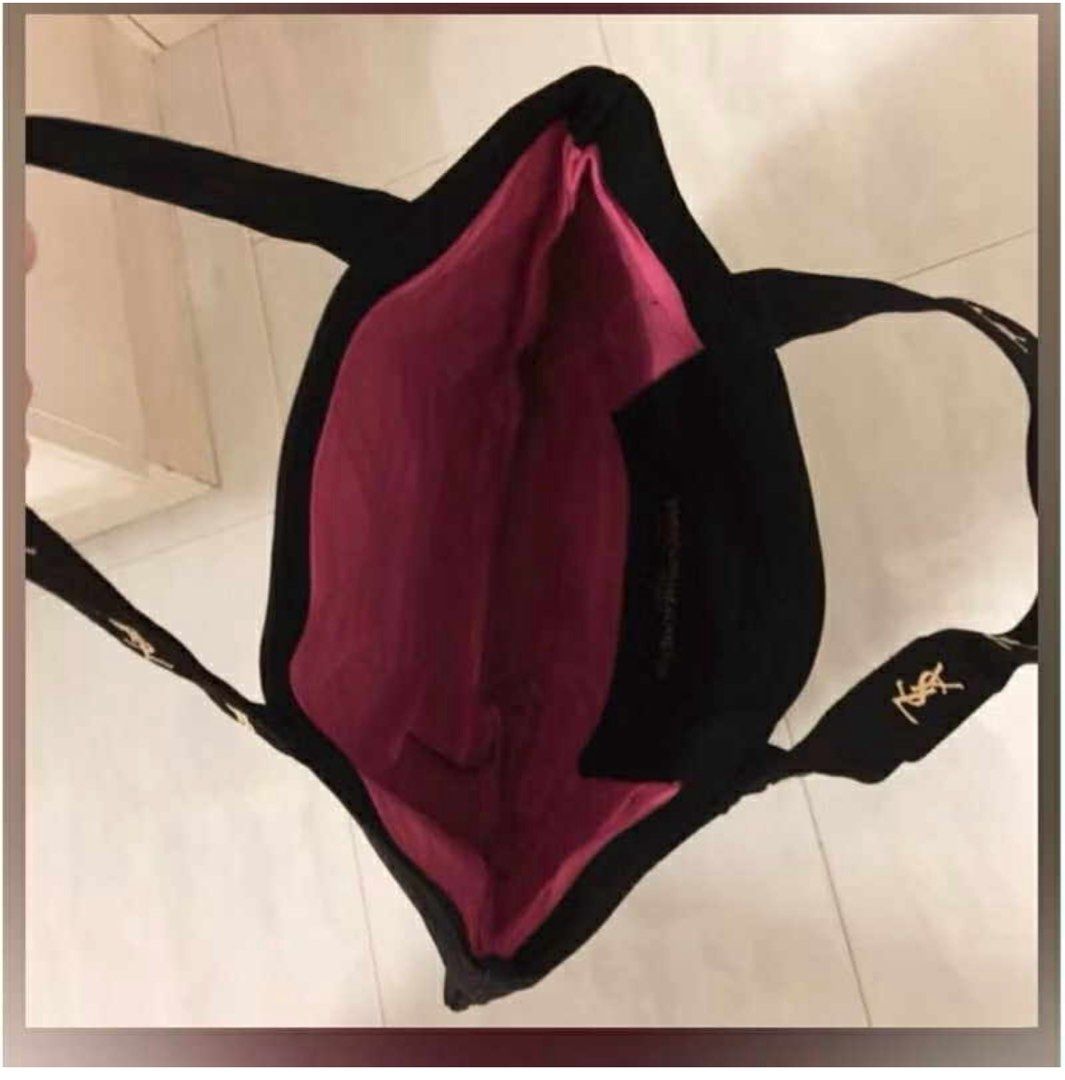 LP POSTED Large YS Black makeup pouch Sephora (Category: Makeup) located in Manila. Submitted by beautyboutique9 (Listing ID 1406719292, Image 2). Description: Brand new and authentic Selling low and affordable .