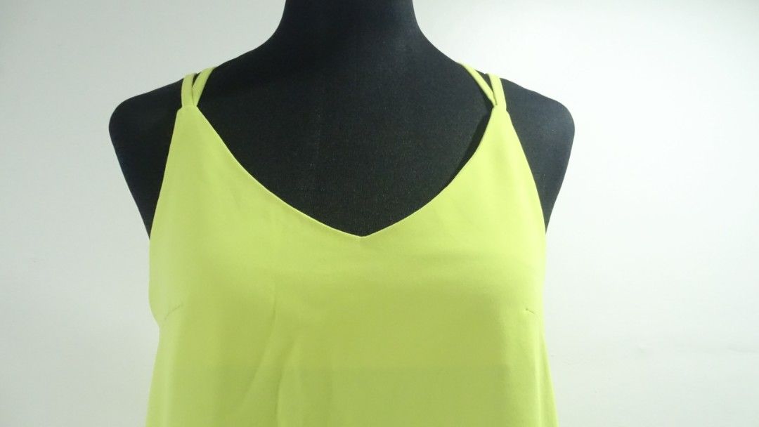 Manhattan Neon Yellow Dress (Category: Dresses) located in Bulacan. Submitted by aarchive (Listing ID 1406656474, Image 2). Description: - Fits Medium to Semi Large - Neon yellow dress - V-neck design - Unique strap detail on the back - Brand: Manhattan - Lightweight material - Simple and elegant style - Perfect for warm weather Please note color varies due to lighting, camera and display settings. MOP: Gcash/MAYA/BPI Shipping fee is shouldered b